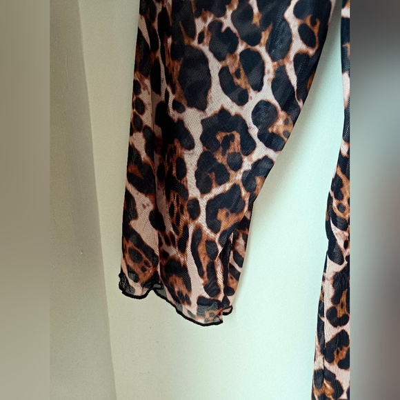 Urban Luxe Resort Animal Leopard Print Women's Robe Cover Up Long Sleeve Swim XL - Picture 7 of 7